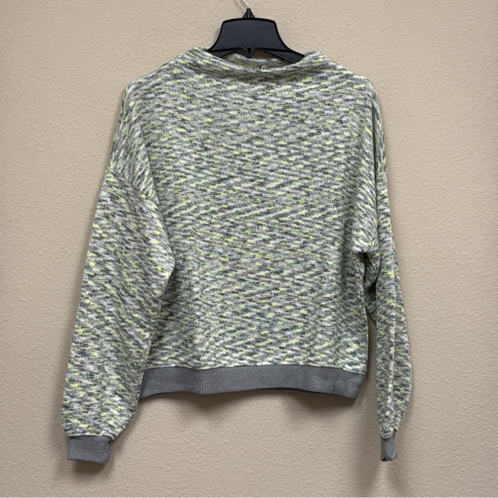 HELLO NITE MOCK NECK LS IN MELANGE LIME - M